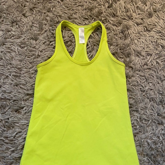 Girls size 12 neon yellow Ivivva tank top - Picture 1 of 4